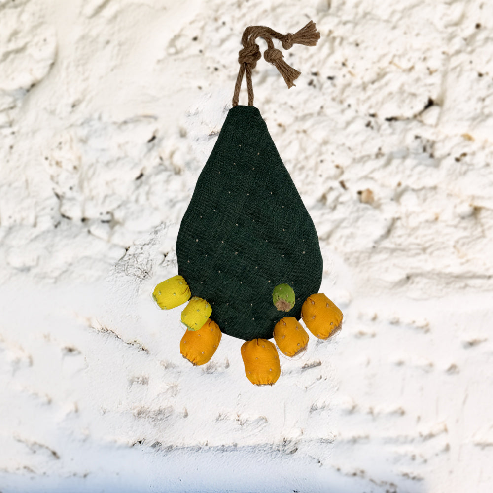 "Le Ppinnùte" – Decorazione sospesa Ficodindia in Tessuto | 40 cm